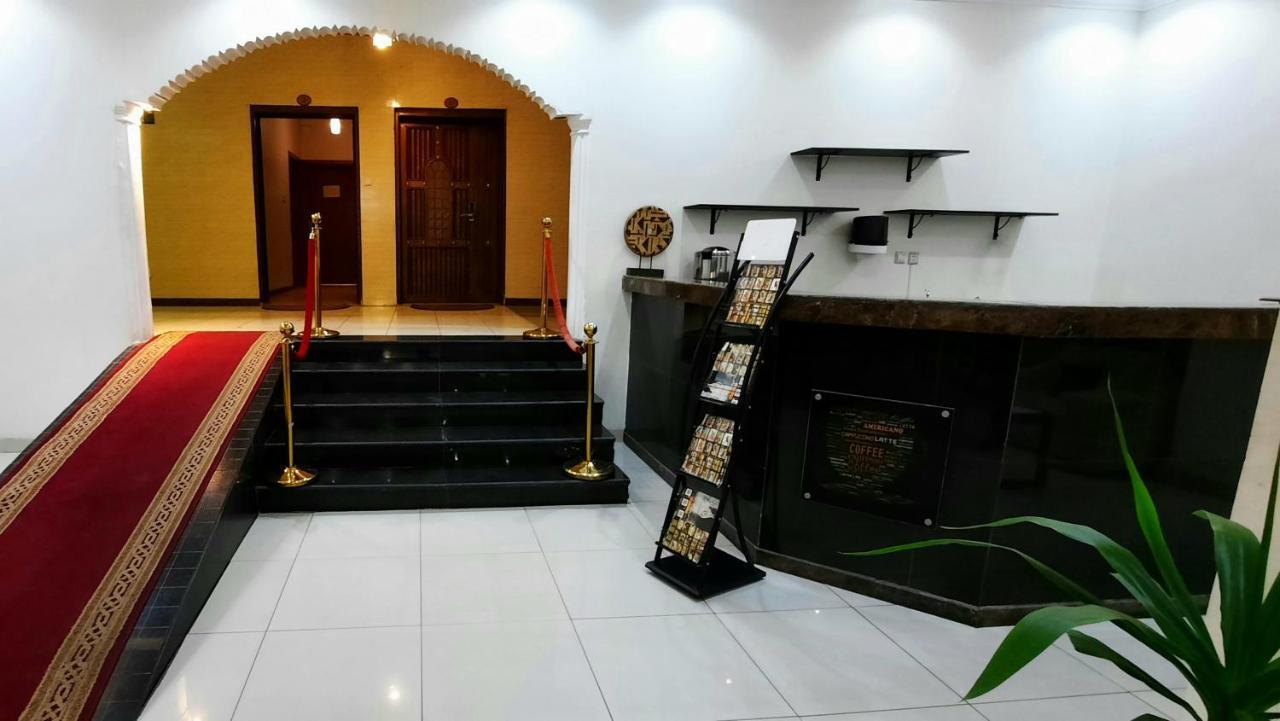 Rehana Al-Wurud Suites Khamis Mushait Extérieur photo