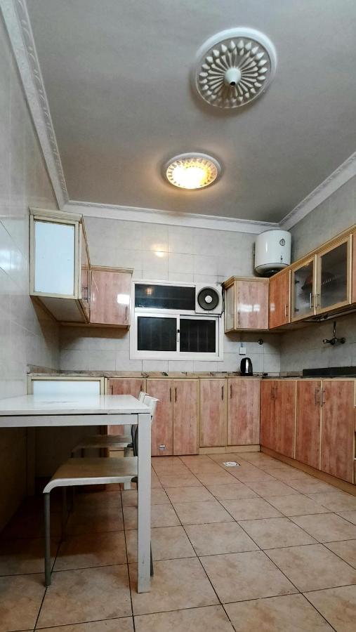Rehana Al-Wurud Suites Khamis Mushait Extérieur photo