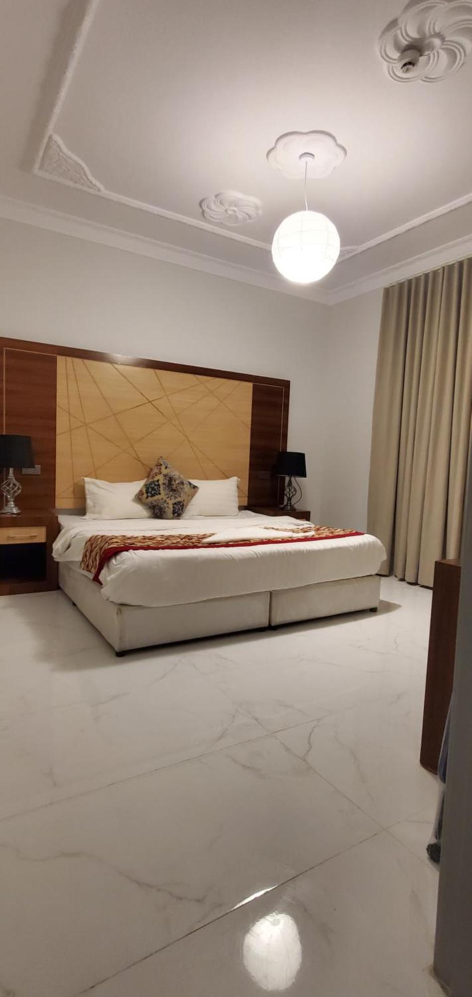 Rehana Al-Wurud Suites Khamis Mushait Extérieur photo